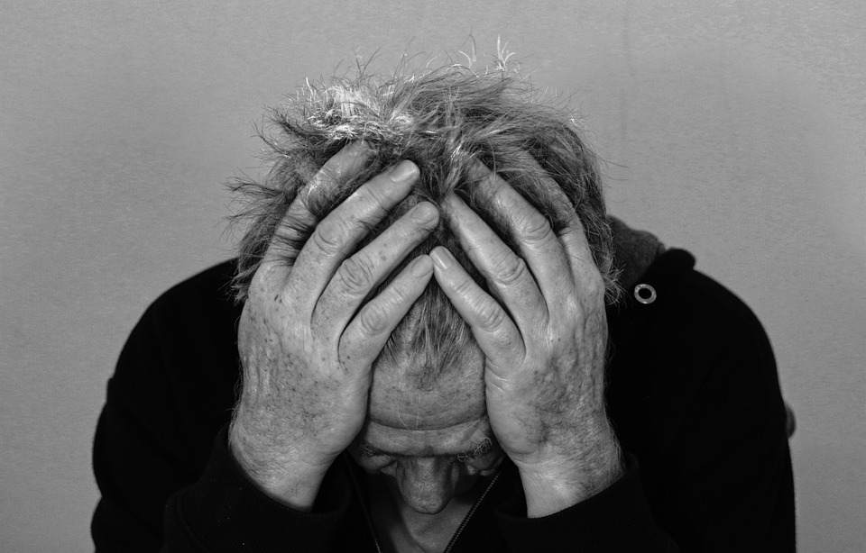 MMJRecs - elderly in pain